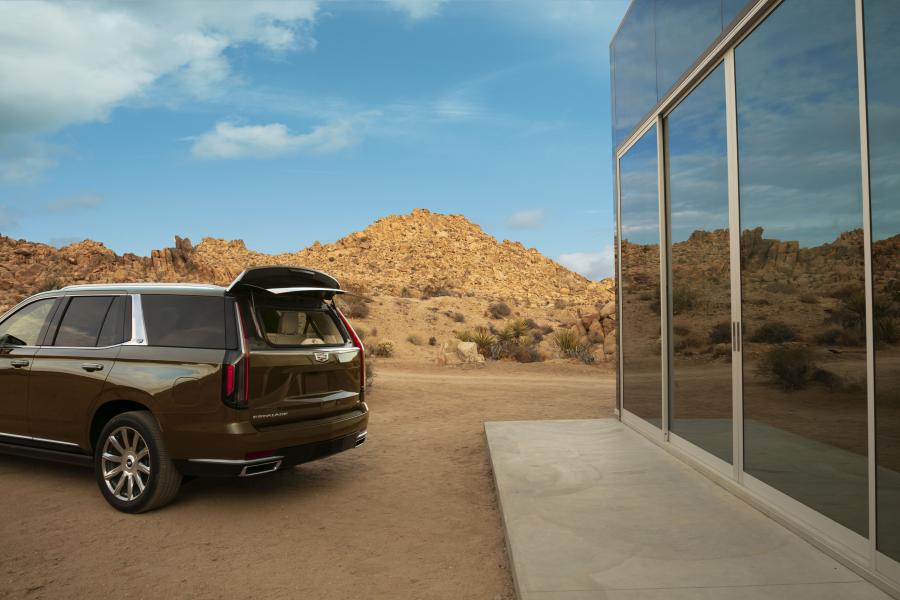  Cadillac Escalade Platinum Luxury 2020 года  (NA) (фото 18 из 45)
